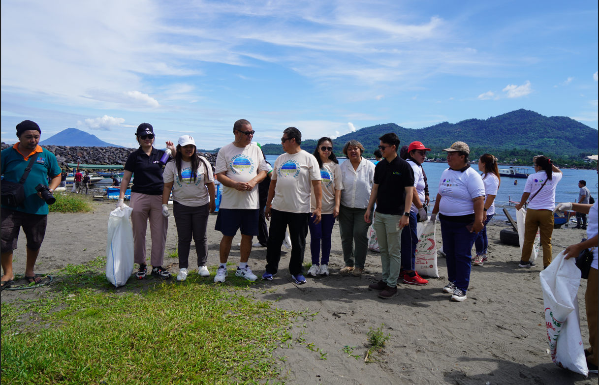 Beach Clean Up in North Sulawesi: A United Effort for a Cleaner Future