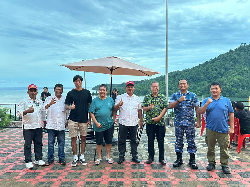 Grooving for Corals in Bolaangmongondow Selatan!